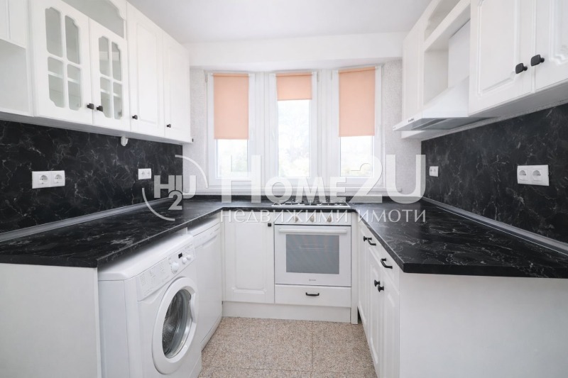 Продава 2-СТАЕН, гр. София, Полигона, снимка 2 - Апартаменти - 53434832