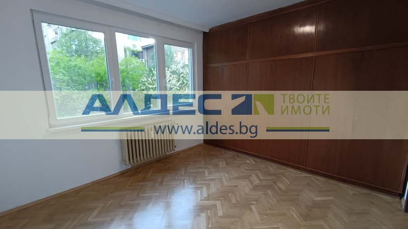 Na prodej  3 ložnice Sofia , Centar , 105 m2 | 59844503 - obraz [3]