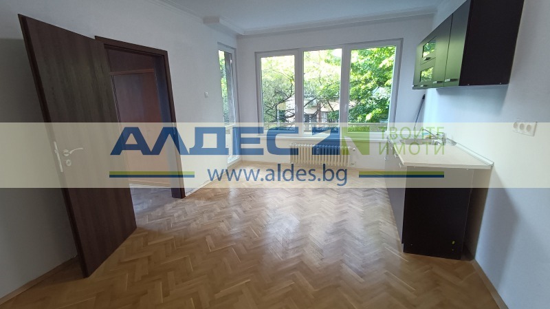 Na prodej  3 ložnice Sofia , Centar , 105 m2 | 59844503 - obraz [9]