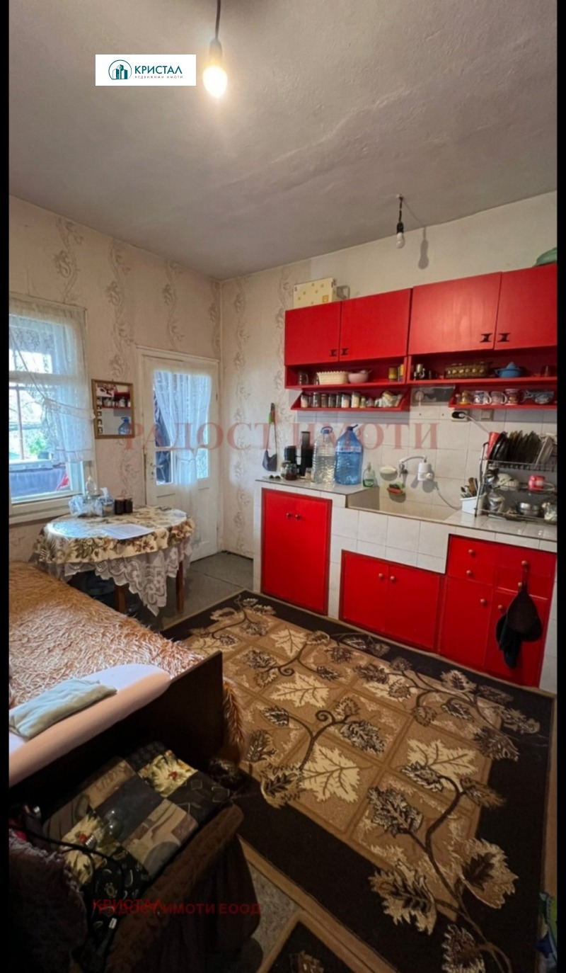 En venta  Casa región Plovdiv , Parvomay , 200 metros cuadrados | 34844994 - imagen [4]
