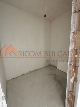 3 bedroom m-t Dolna Traka, Varna 9