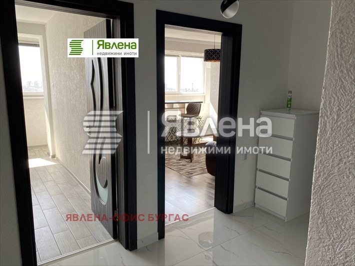 Продава 3-СТАЕН, гр. Бургас, Славейков, снимка 4 - Aпартаменти - 47034608