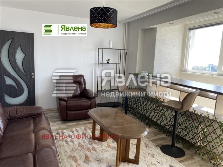 Продава 3-СТАЕН, гр. Бургас, Славейков, снимка 3 - Aпартаменти - 47034608