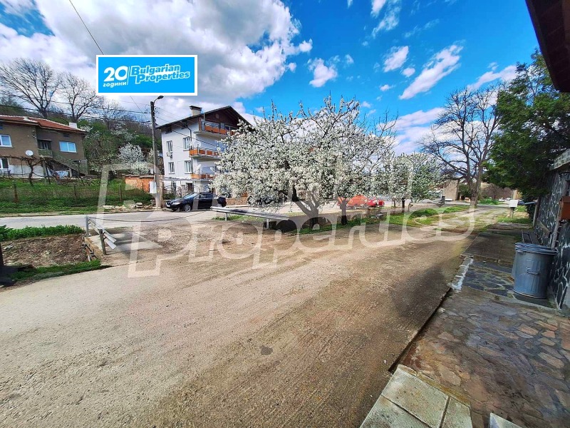 Продава  Къща област Кюстендил , с. Пиперево , 325 кв.м | 20440062 - изображение [3]