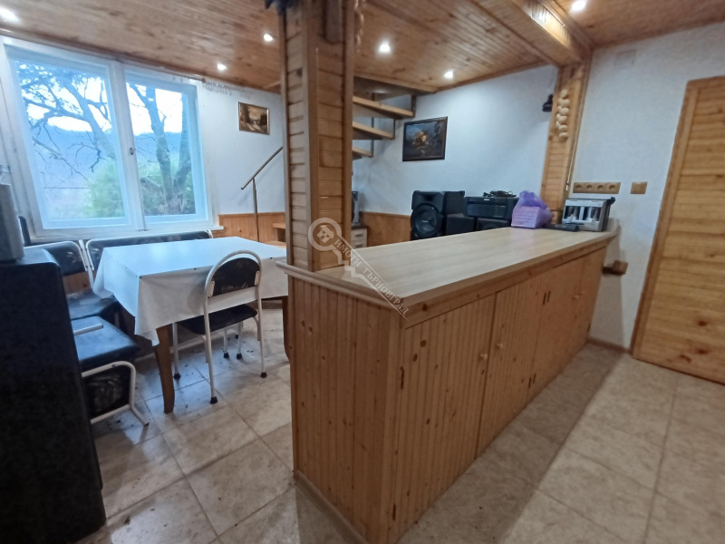 Продава ВИЛА, гр. Дряново, област Габрово, снимка 4 - Вили - 52705798