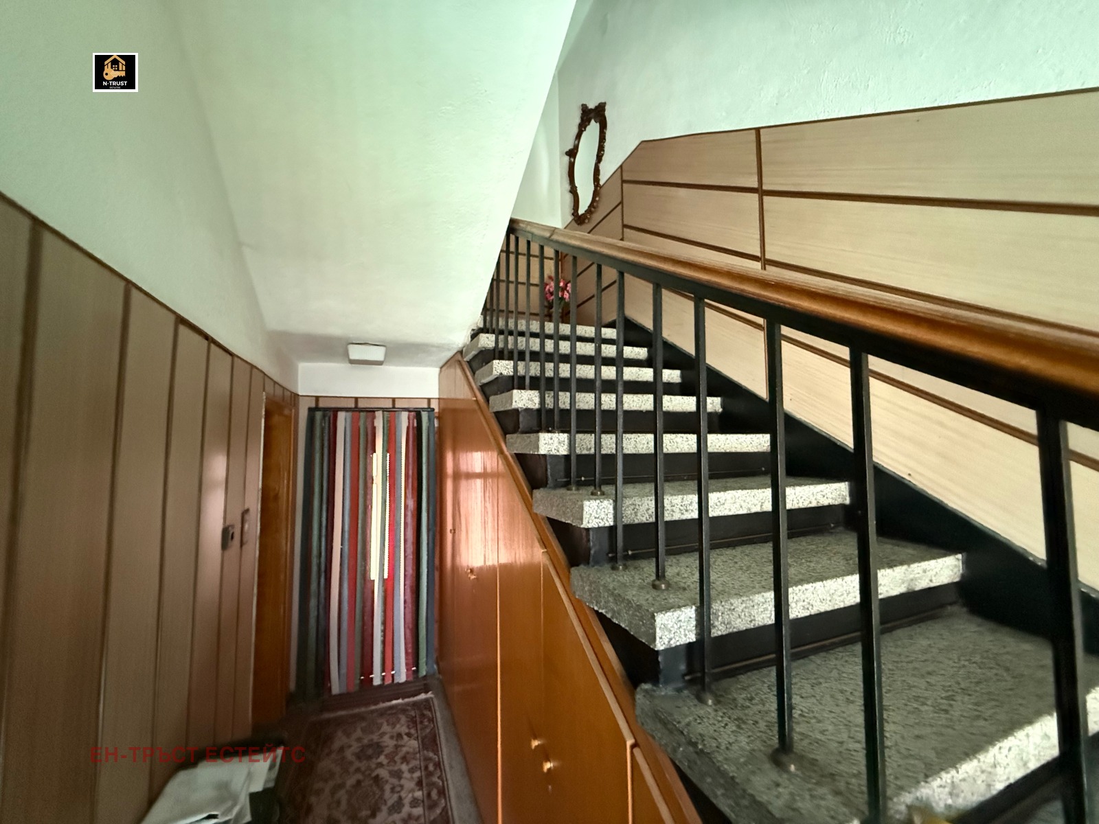 Продава КЪЩА, гр. Панагюрище, област Пазарджик, снимка 3 - Къщи - 54881045