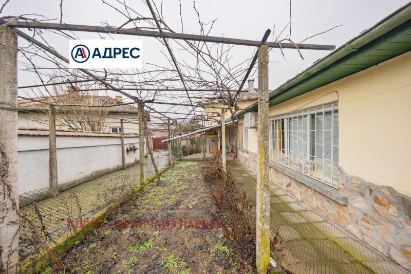 Продава КЪЩА, с. Бежаново, област Ловеч, снимка 4 - Къщи - 53495514