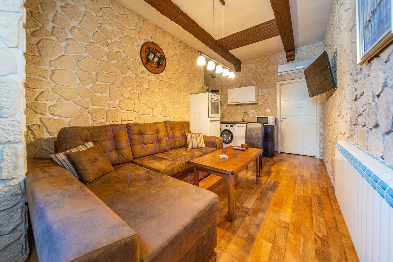Продава КЪЩА, гр. Варна, м-т Долна Трака, снимка 3 - Къщи - 55538489