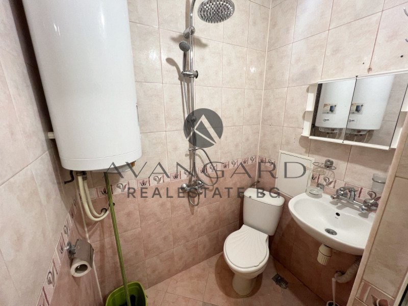 En venta  1 dormitorio Plovdiv , Izgrev , 50 metros cuadrados | 53337230 - imagen [7]