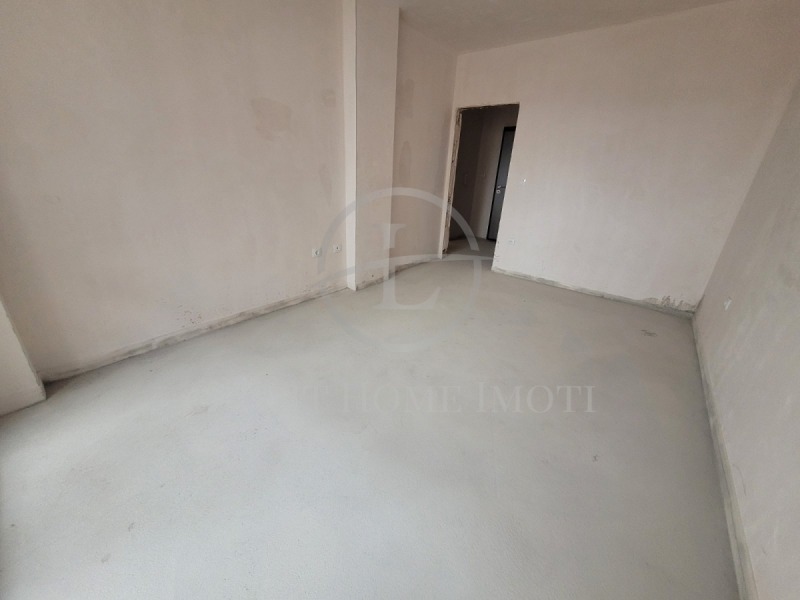 For Sale  1 bedroom Plovdiv , Yuzhen , 74 sq.m | 97975758 - image [7]