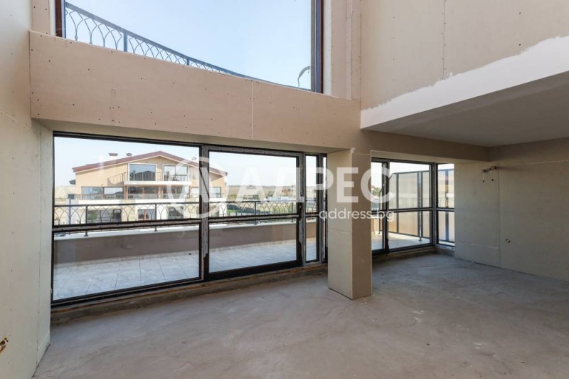 Продава  Многостаен град Бургас , Сарафово , 221 кв.м | 72257772 - изображение [3]