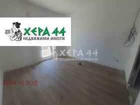 2 slaapkamers m-t Dolna Traka, Varna 3