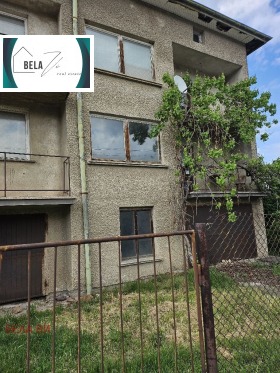 Casa Breznik, región Pernik