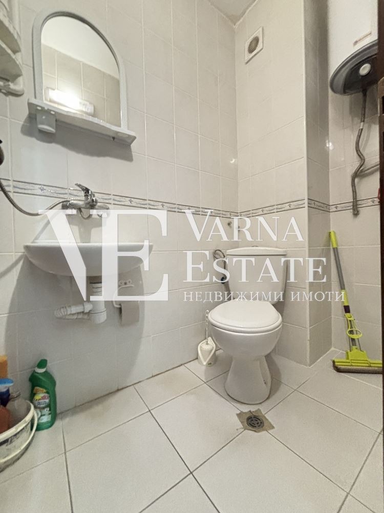 Продава  1-стаен град Варна , Център , 40 кв.м | 46435022 - изображение [12]