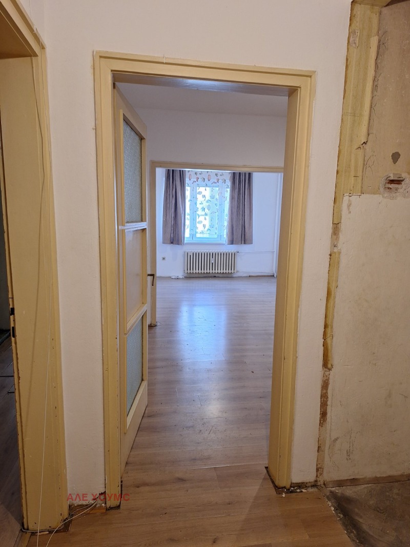 Te koop  2 slaapkamers Sofia , Tsentar , 100 m² | 76936810 - afbeelding [11]