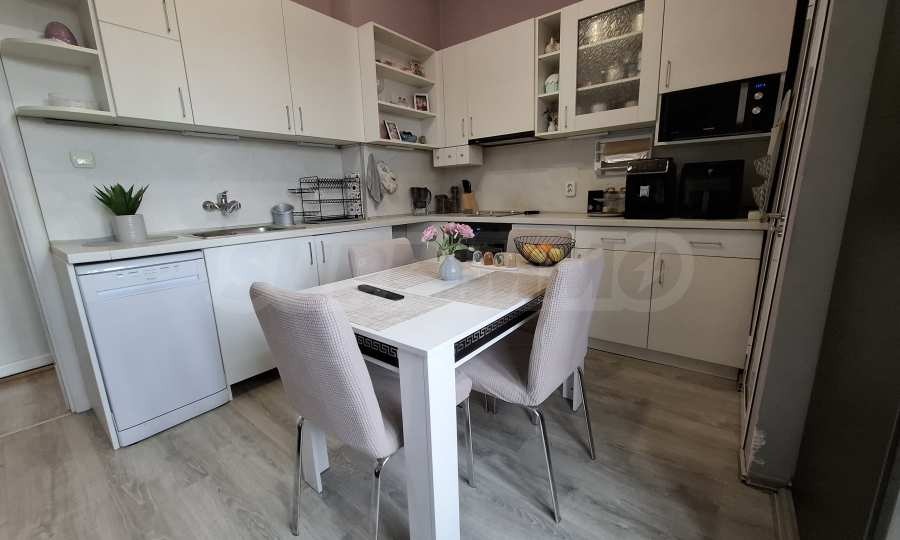 Продава 3-СТАЕН, гр. София, Лагера, снимка 4 - Апартаменти - 55570386