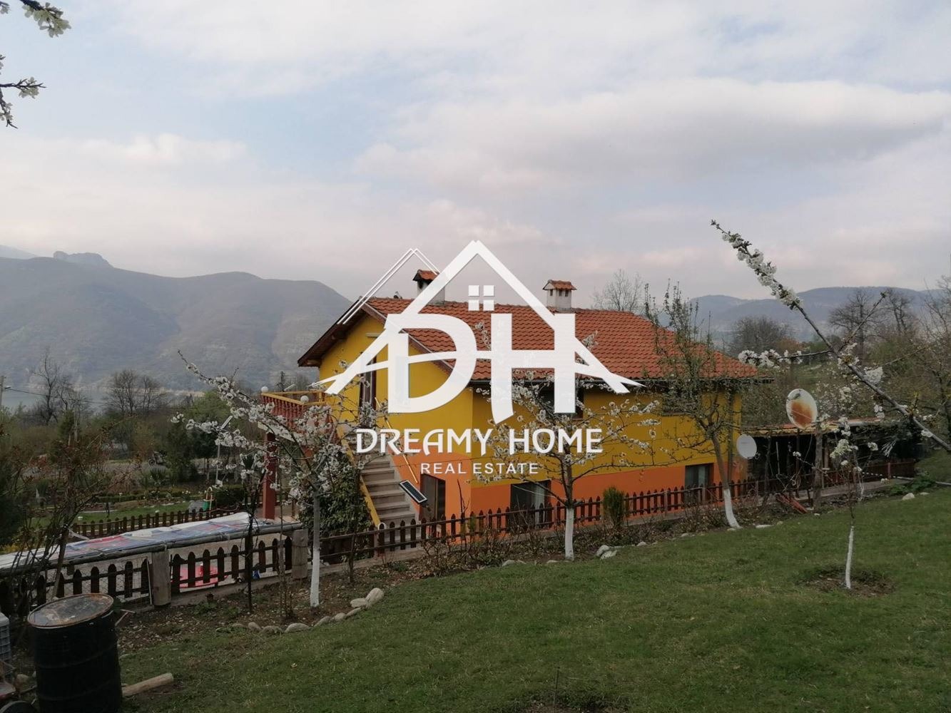 Продава КЪЩА, с. Стар читак, област Кърджали, снимка 6 - Къщи - 54708722