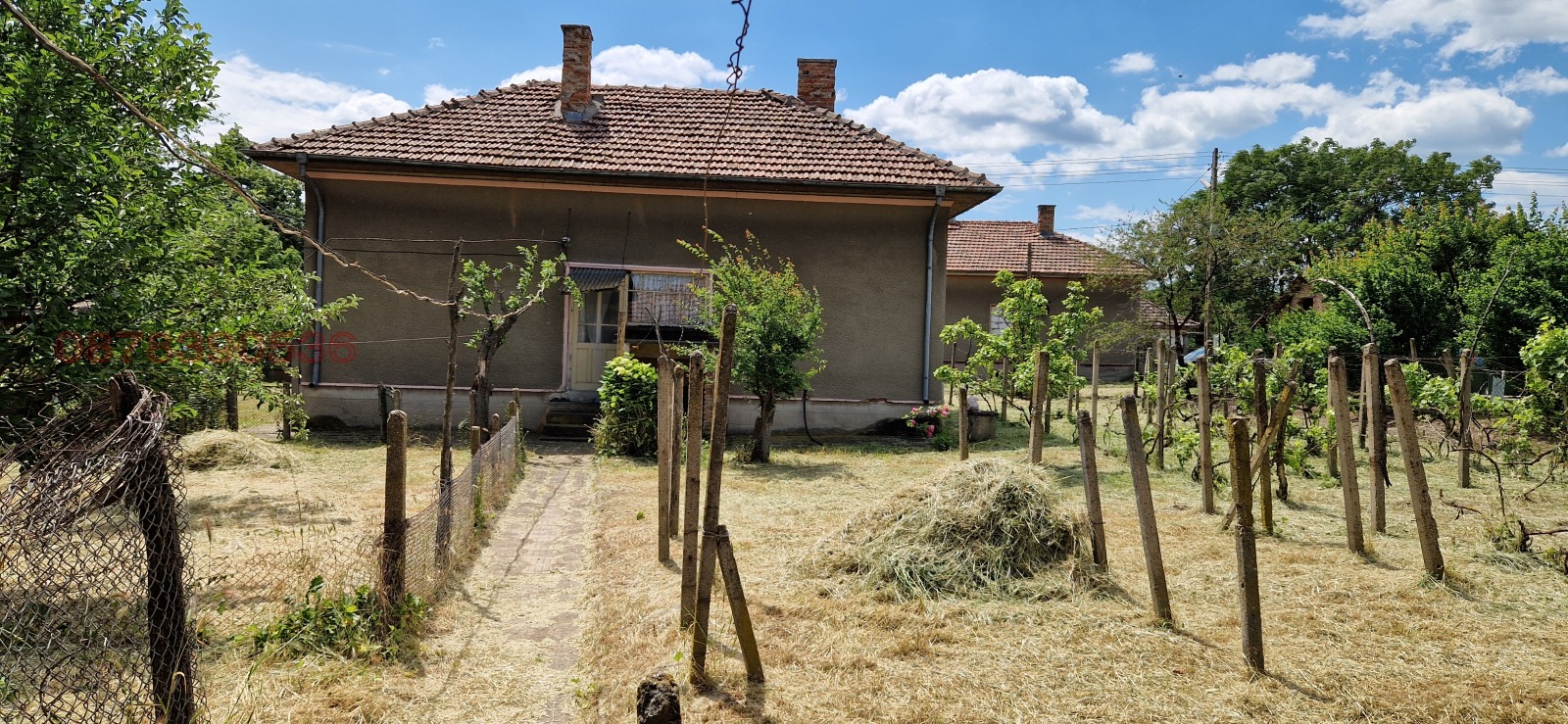 Продава КЪЩА, с. Комощица, област Монтана, снимка 2 - Къщи - 54985184