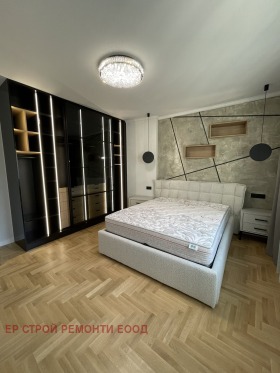 3 slaapkamers Tsentar, Sofia 4