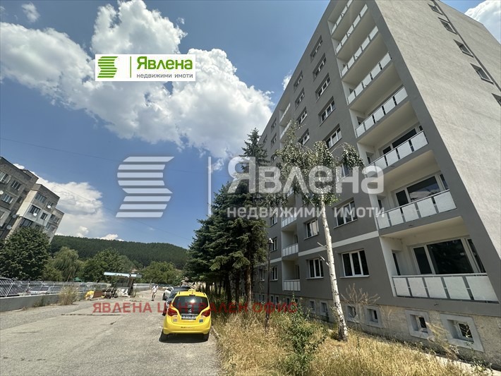 Продава 3-СТАЕН, гр. Перник, Изток, снимка 1 - Aпартаменти - 48503119