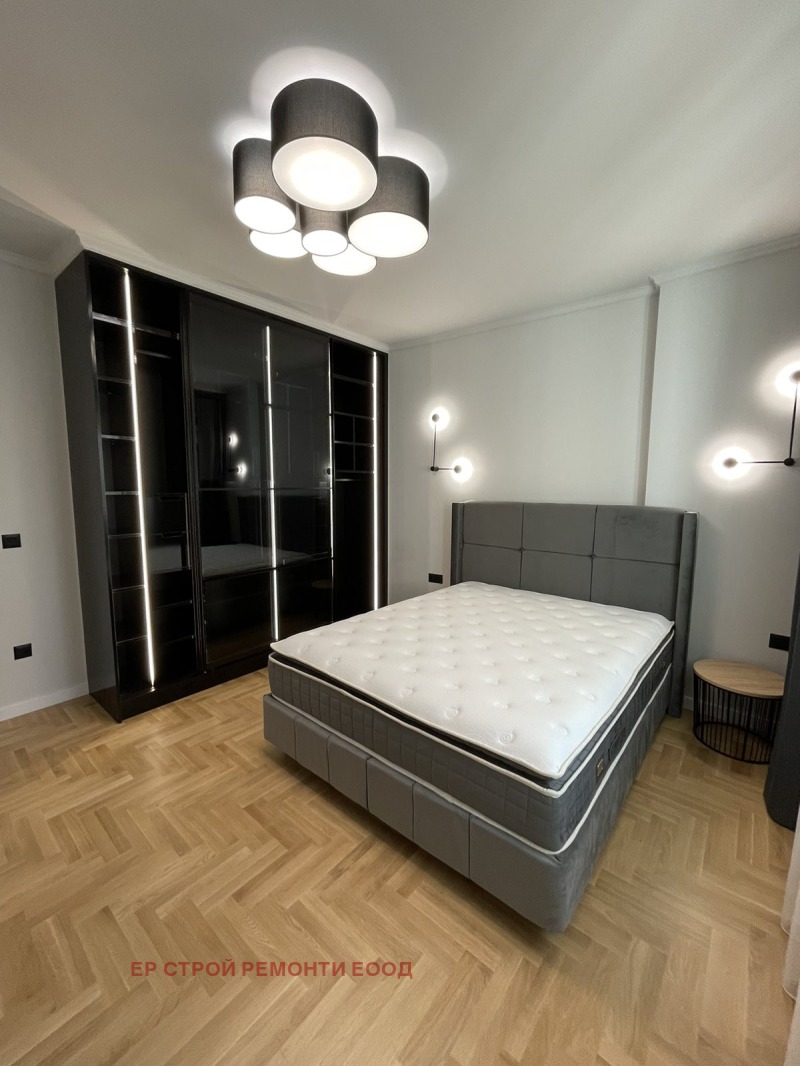 De vânzare  3 dormitoare Sofia , Țentâr , 115 mp | 20358786 - imagine [6]