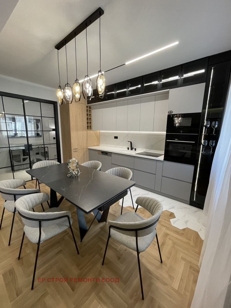 De vânzare  3 dormitoare Sofia , Țentâr , 115 mp | 20358786 - imagine [2]