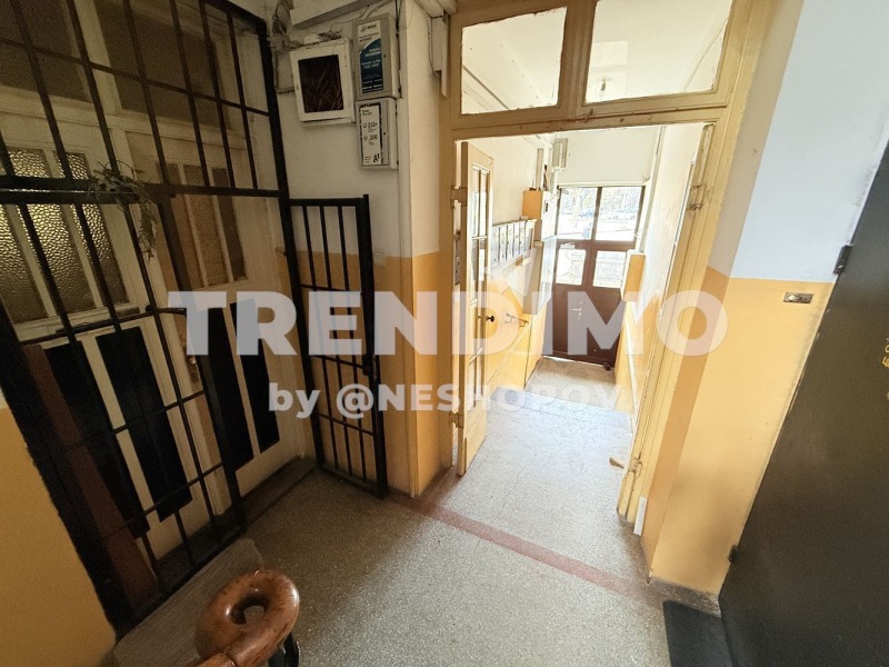 For Sale  3 bedroom Sofia , Doktorski pametnik , 135 sq.m | 83511690 - image [17]