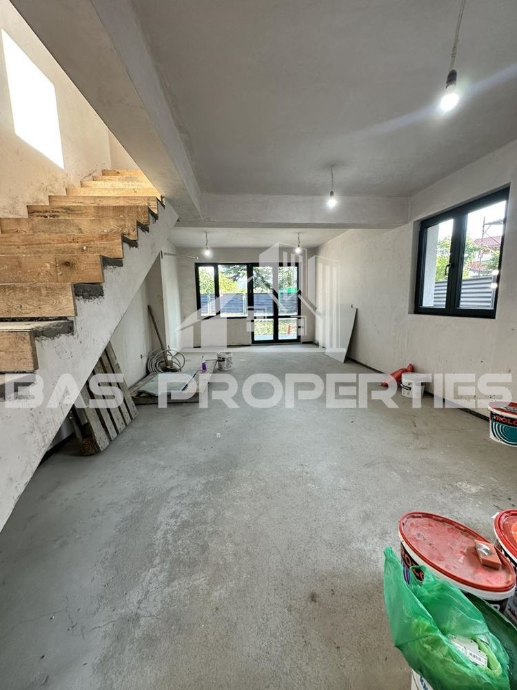 Продава КЪЩА, гр. София, Суходол, снимка 6 - Къщи - 55308412