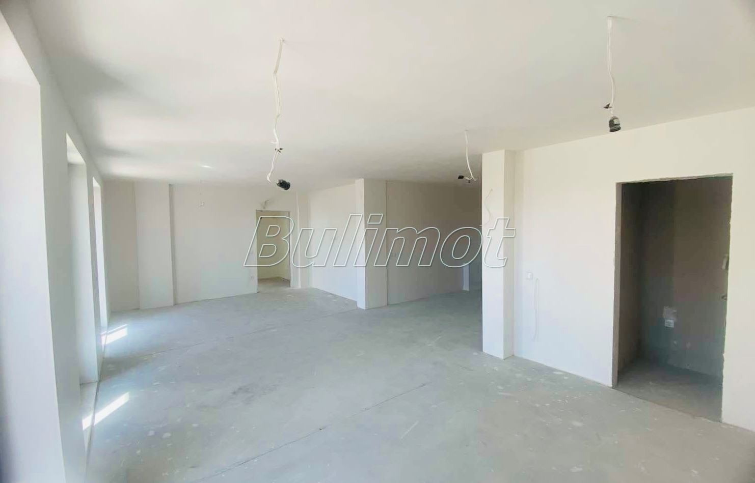 Продава МНОГОСТАЕН, гр. Варна, Свети Никола, снимка 6 - Апартаменти - 53720243