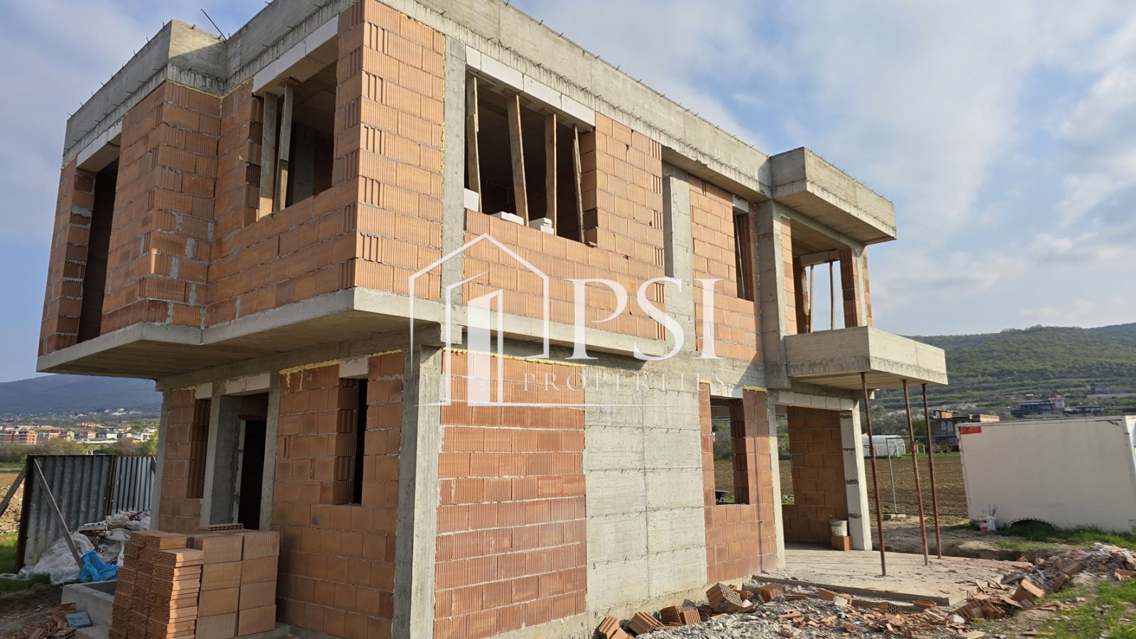 Продава КЪЩА, с. Първенец, област Пловдив, снимка 2 - Къщи - 51420537