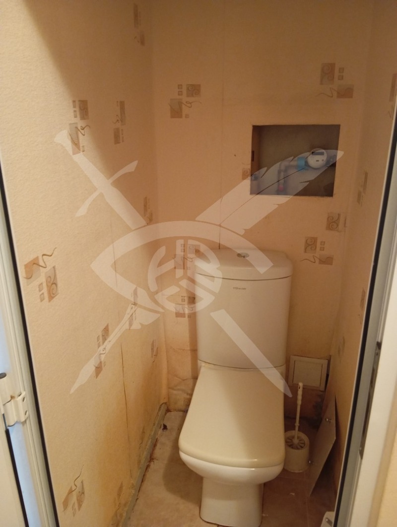 Till salu  1 sovrum Sofia , Tolstoi , 65 kvm | 77086188 - bild [7]