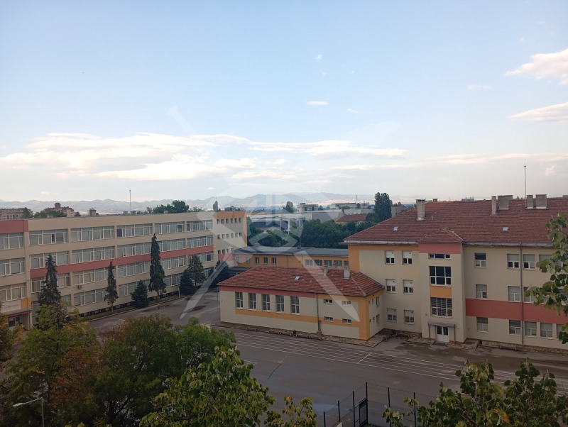Till salu  1 sovrum Sofia , Tolstoi , 65 kvm | 77086188 - bild [10]