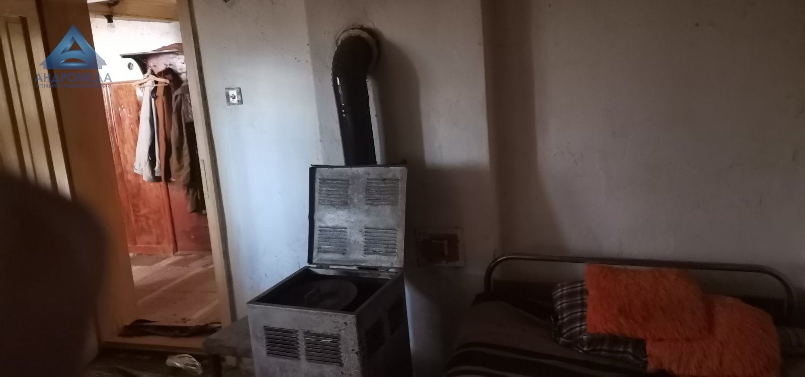 Продава КЪЩА, с. Вълчитрън, област Плевен, снимка 13 - Къщи - 54501035