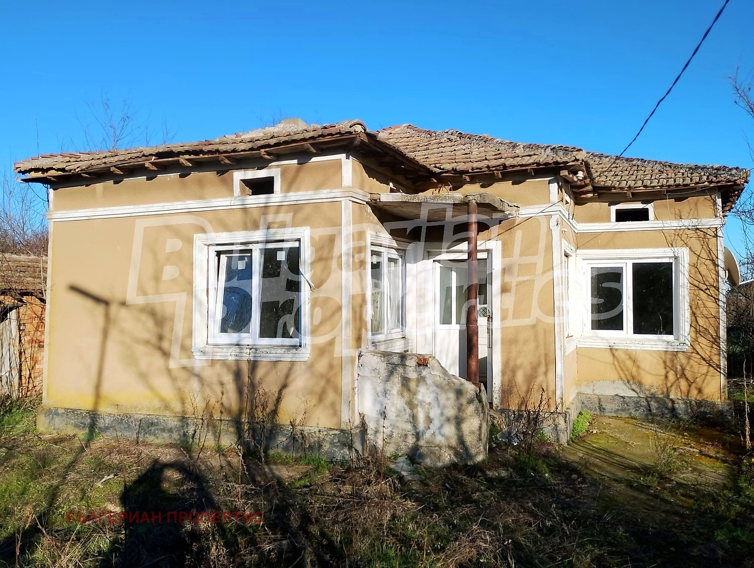Продава КЪЩА, с. Дъбрава, област Добрич, снимка 3 - Къщи - 55561600
