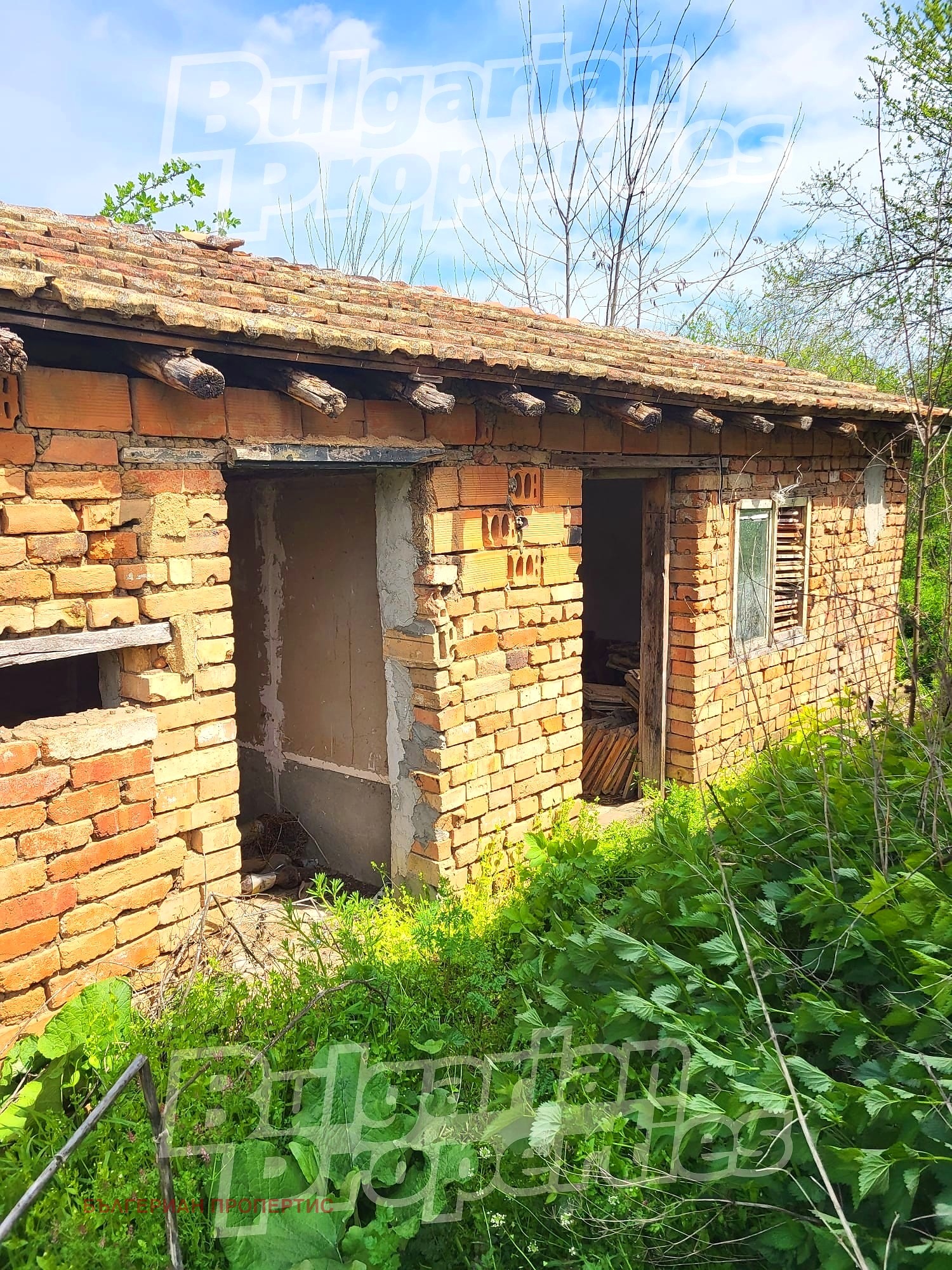 Продава КЪЩА, с. Дъбрава, област Добрич, снимка 2 - Къщи - 55561600