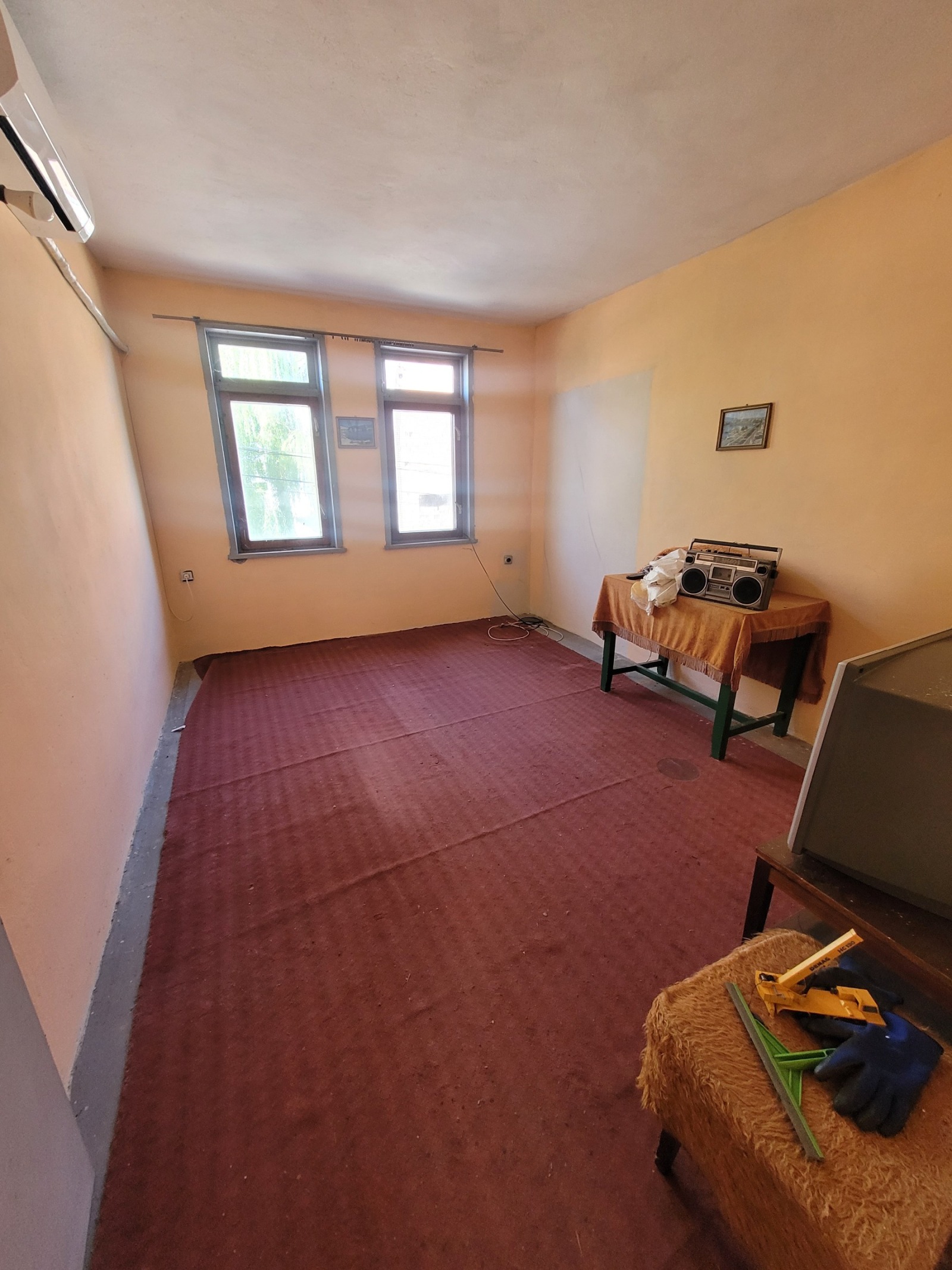 Продава КЪЩА, гр. Тръстеник, област Плевен, снимка 11 - Къщи - 56709598