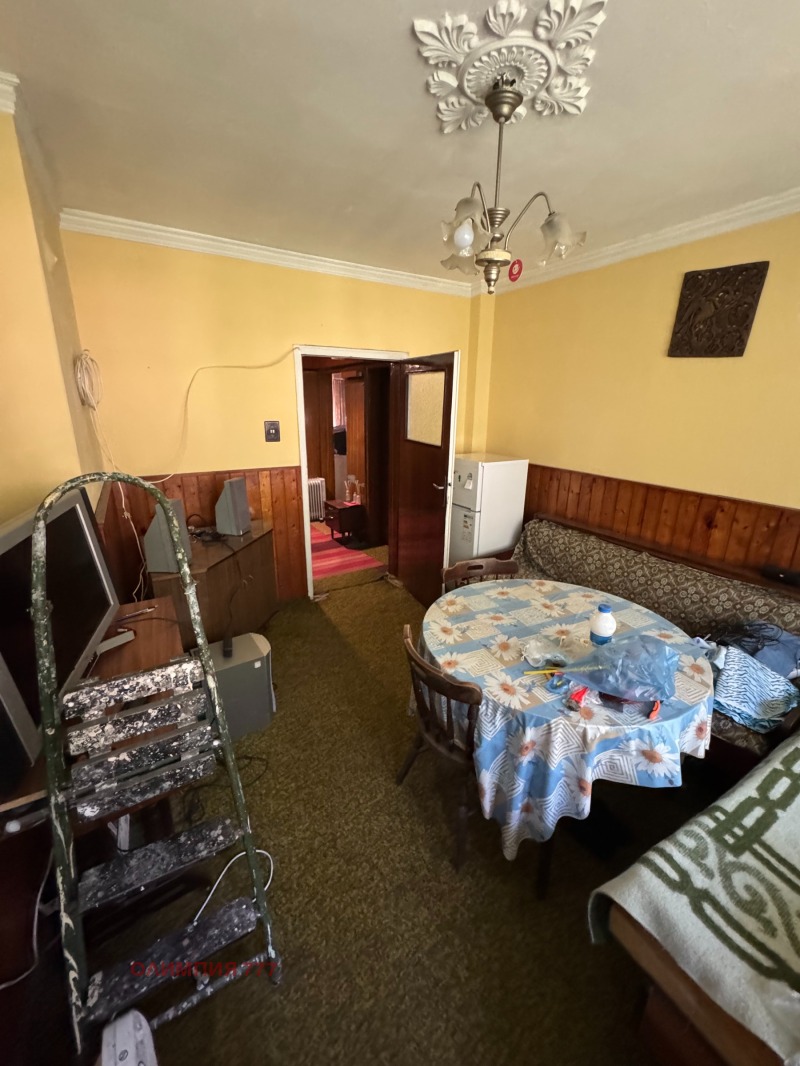 Продава 4-СТАЕН в град Плевен, Широк център - 115 кв.м / 216 000 € » 422 459.28 лв., ОЛИМПИЯ 777