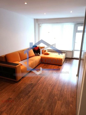 Продажба на тристайни апартаменти в град Варна — страница 2 - изображение 20 