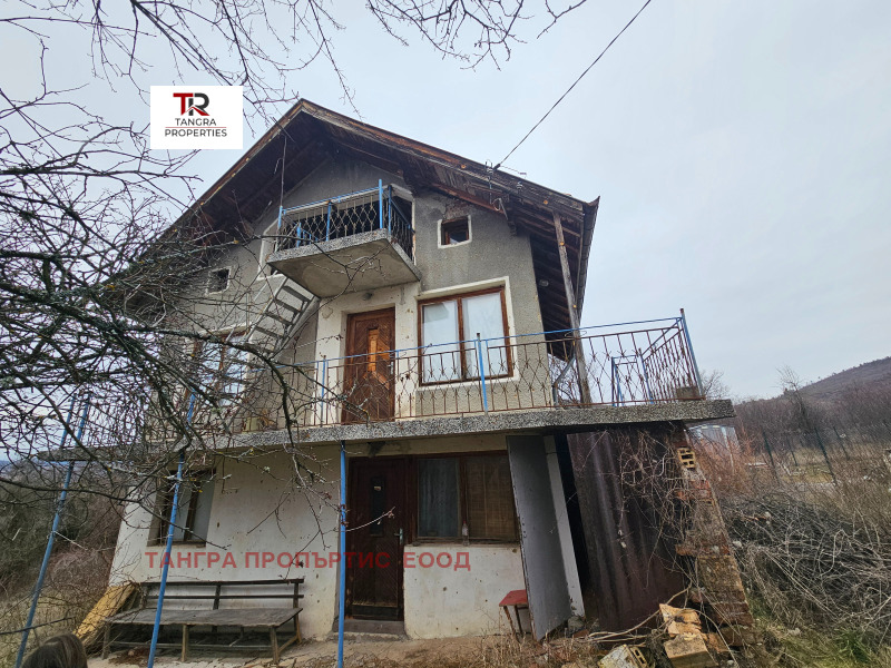 Продава ВИЛА, с. Видрица, област Перник, снимка 2 - Вили - 53475951