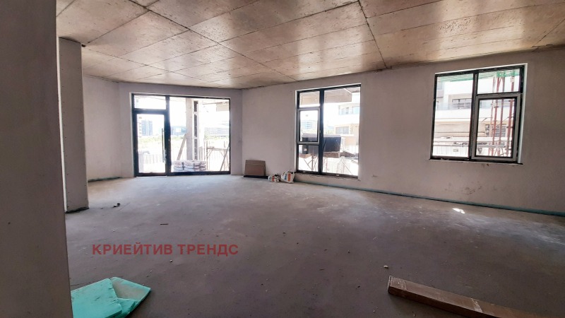 Na prodej  Prodejna Sofia , Mladost 4 , 128 m2 | 84895698