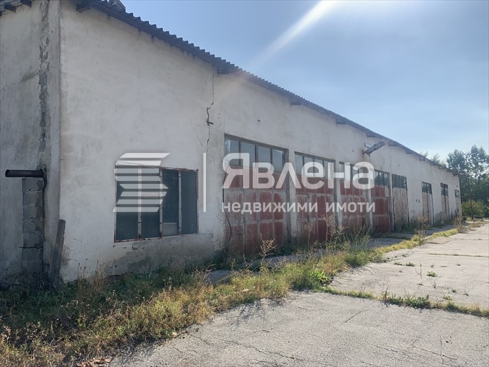 Til salg  Opbevaring region Sofia , Kostenets , 31000 kvm | 79539702