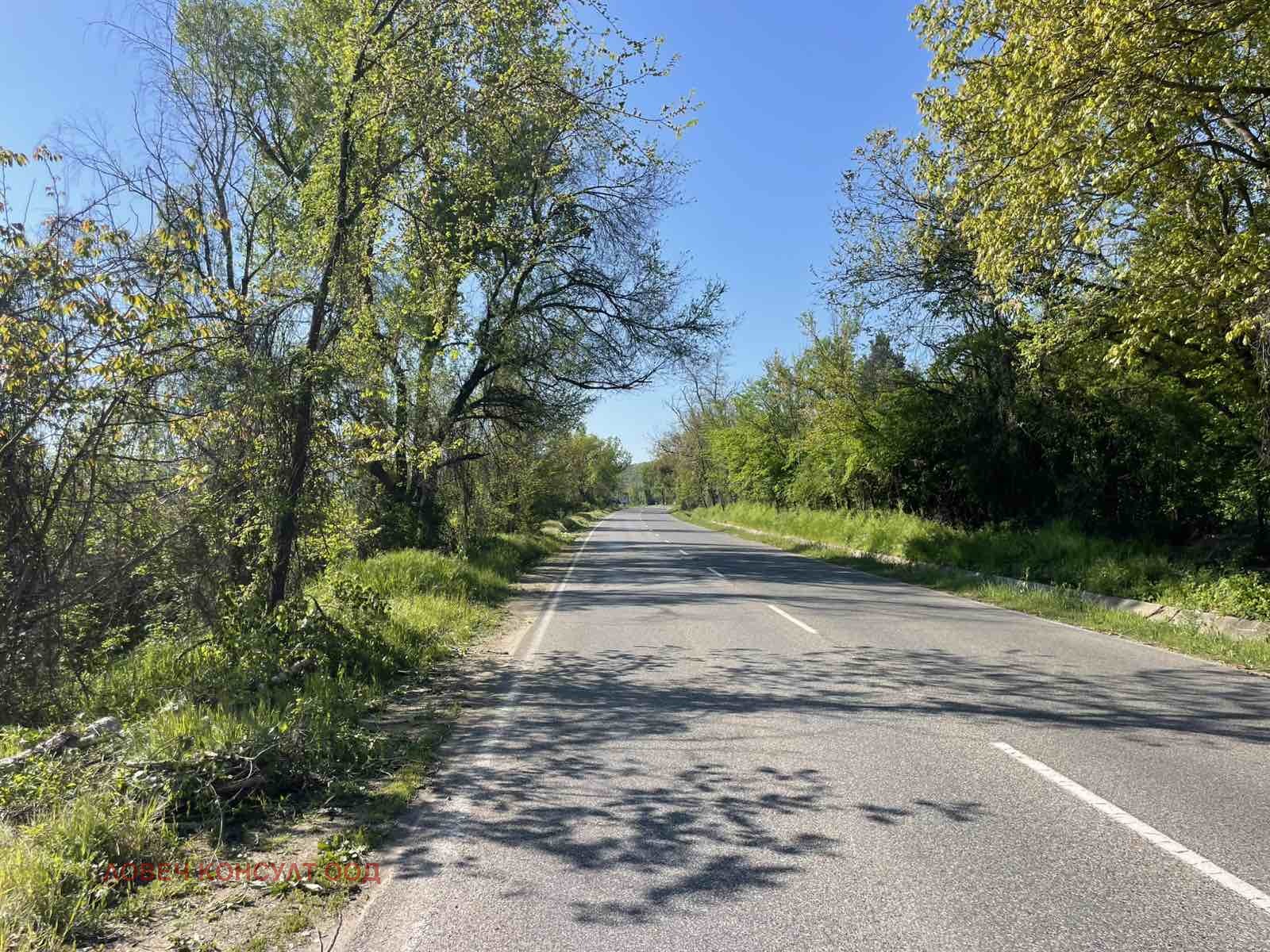 Продава ПАРЦЕЛ, гр. Ловеч, Широк център, снимка 2 - Парцели - 54426517