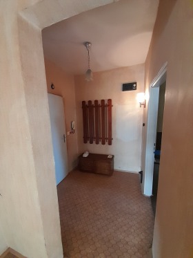 1 quarto Mara Dentcheva, Pleven 5