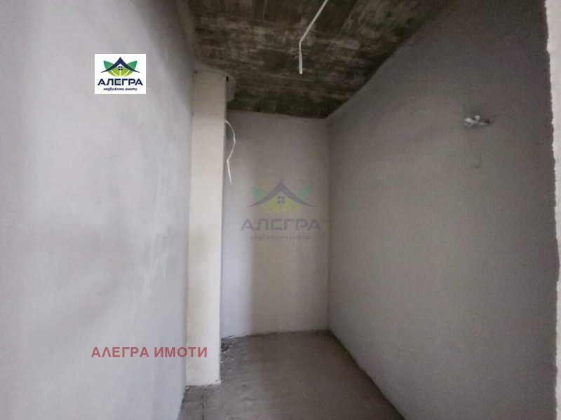 Продава 3-СТАЕН, гр. Пазарджик, Устрем, снимка 3 - Aпартаменти - 48686308