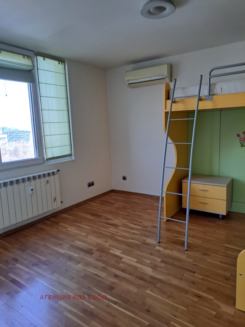 En venta  3 dormitorios Sofia , Mladost 1 , 120 metros cuadrados | 95135622 - imagen [14]