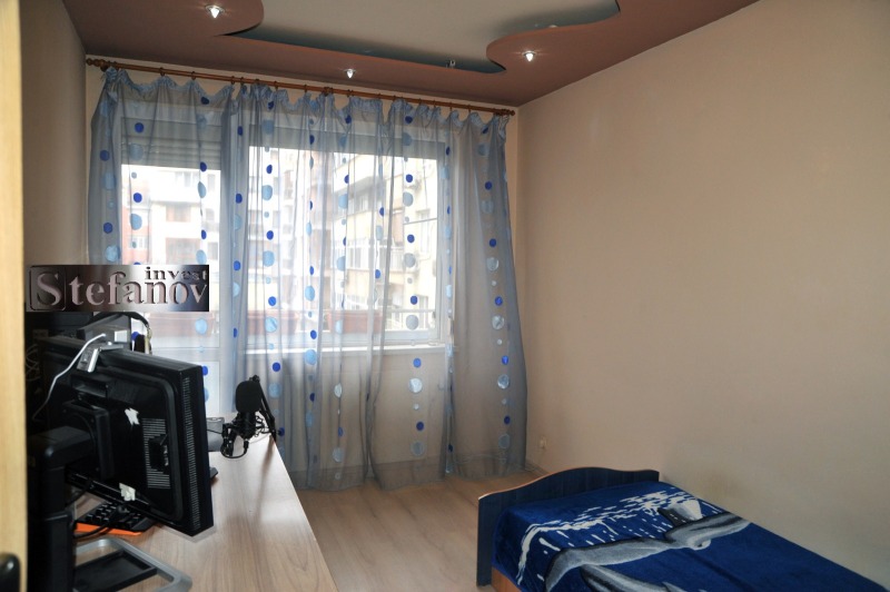 En venta  3 dormitorios Varna , Koljozen pazar , 92 metros cuadrados | 88590887 - imagen [5]