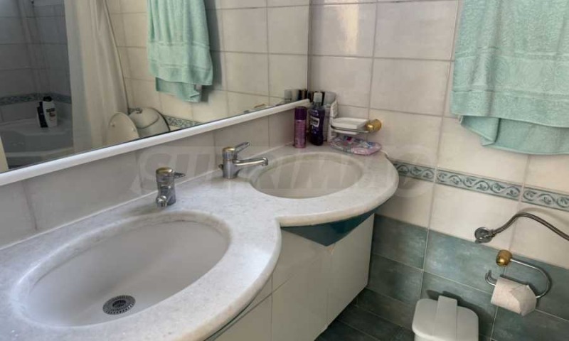 Продава КЪЩА, Извън страната, област Извън страната, снимка 2 - Къщи - 51282899