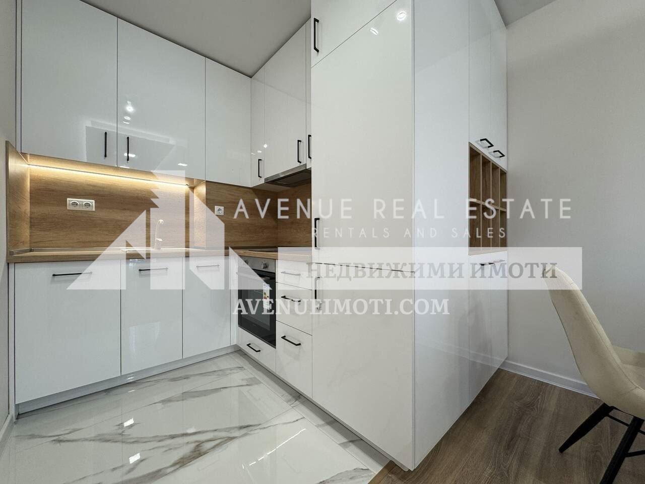 Продава 2-СТАЕН, гр. Пловдив, Остромила, снимка 2 - Апартаменти - 54329476