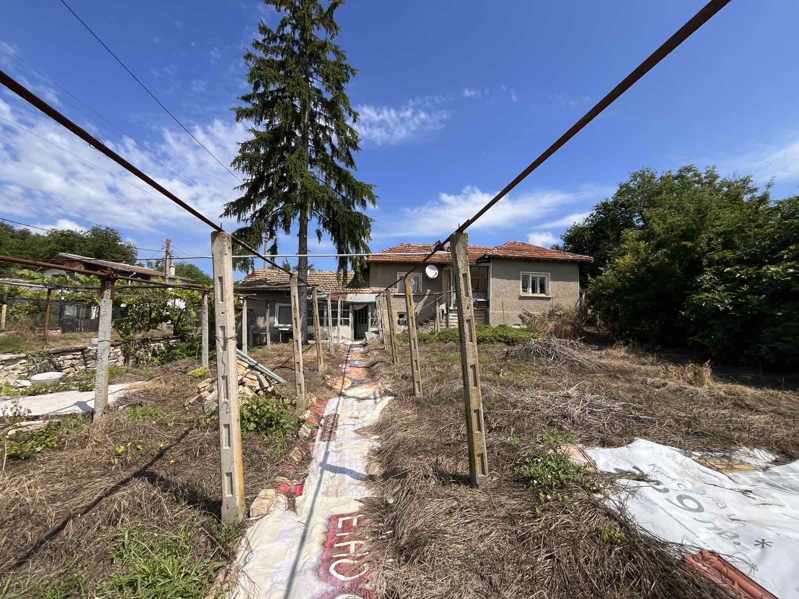 Продава КЪЩА, с. Върбак, област Шумен, снимка 2 - Къщи - 54967824