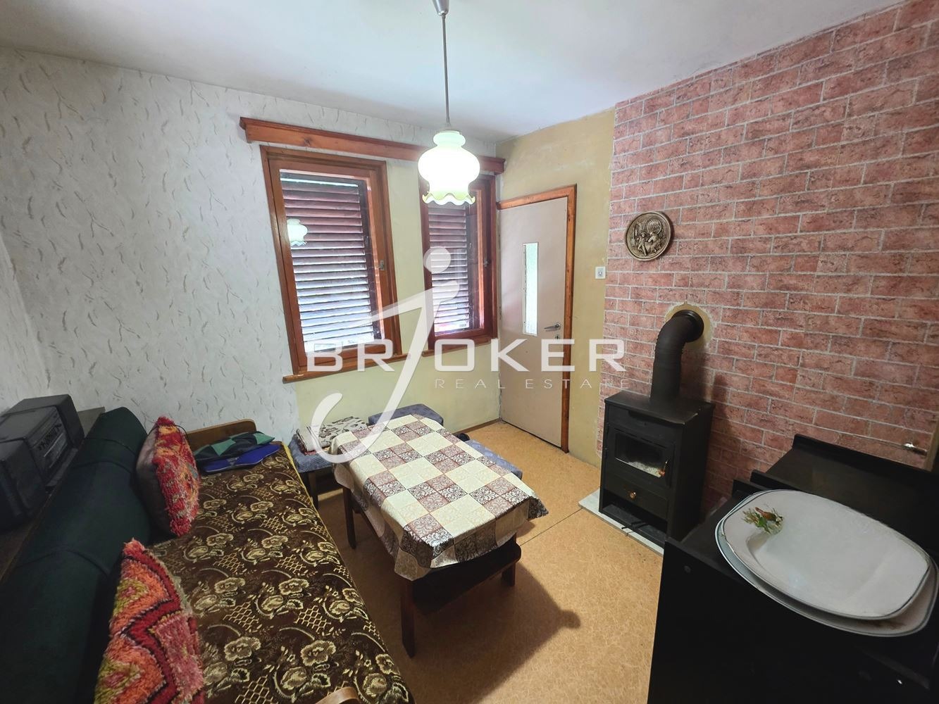 Продава ВИЛА, с. Петлино, област Кърджали, снимка 7 - Вили - 56224580